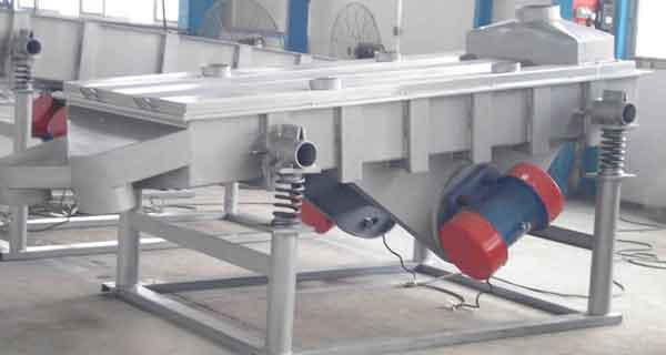 Linear vibrating screen