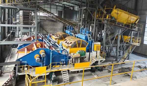 Quartz sand production process